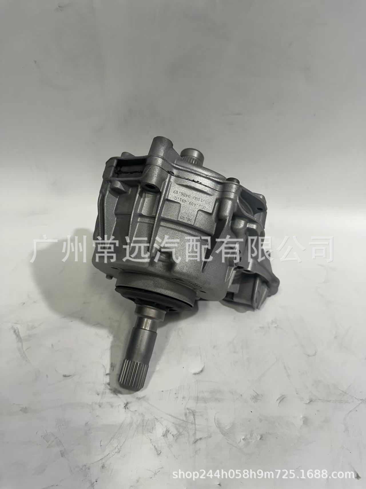0Cj409431C Is Suitable for Audi Q5L Transfer Case with Motor Rear Differential A5A7A4A6L Transfer Case Transfer Unit