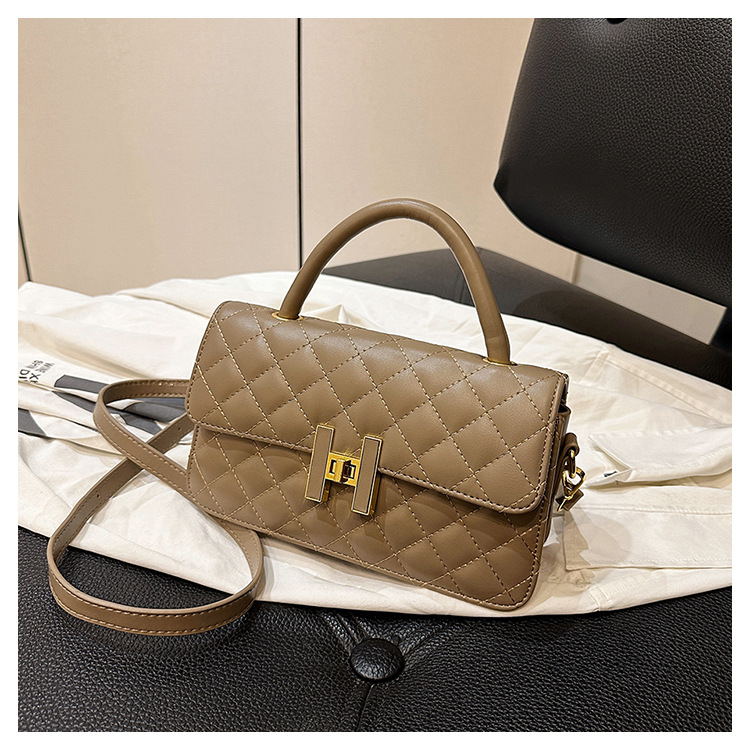 2023 new style small fragrant style rhombic bag new fashion shoulder bag design sense all-match handbag_voghion.com