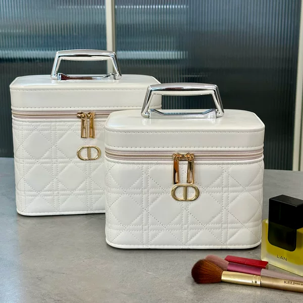 New Cosmetic Bag, Fashionable, High-Looking, Large-Capacity Portable Cosmetic Storage Box, Suitcase, Waterproof Cosmetic Case