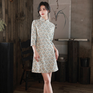�ԸнY�����p�������Ů���۶Y�����b������|�߶��B��ȹŮ���ﶬ