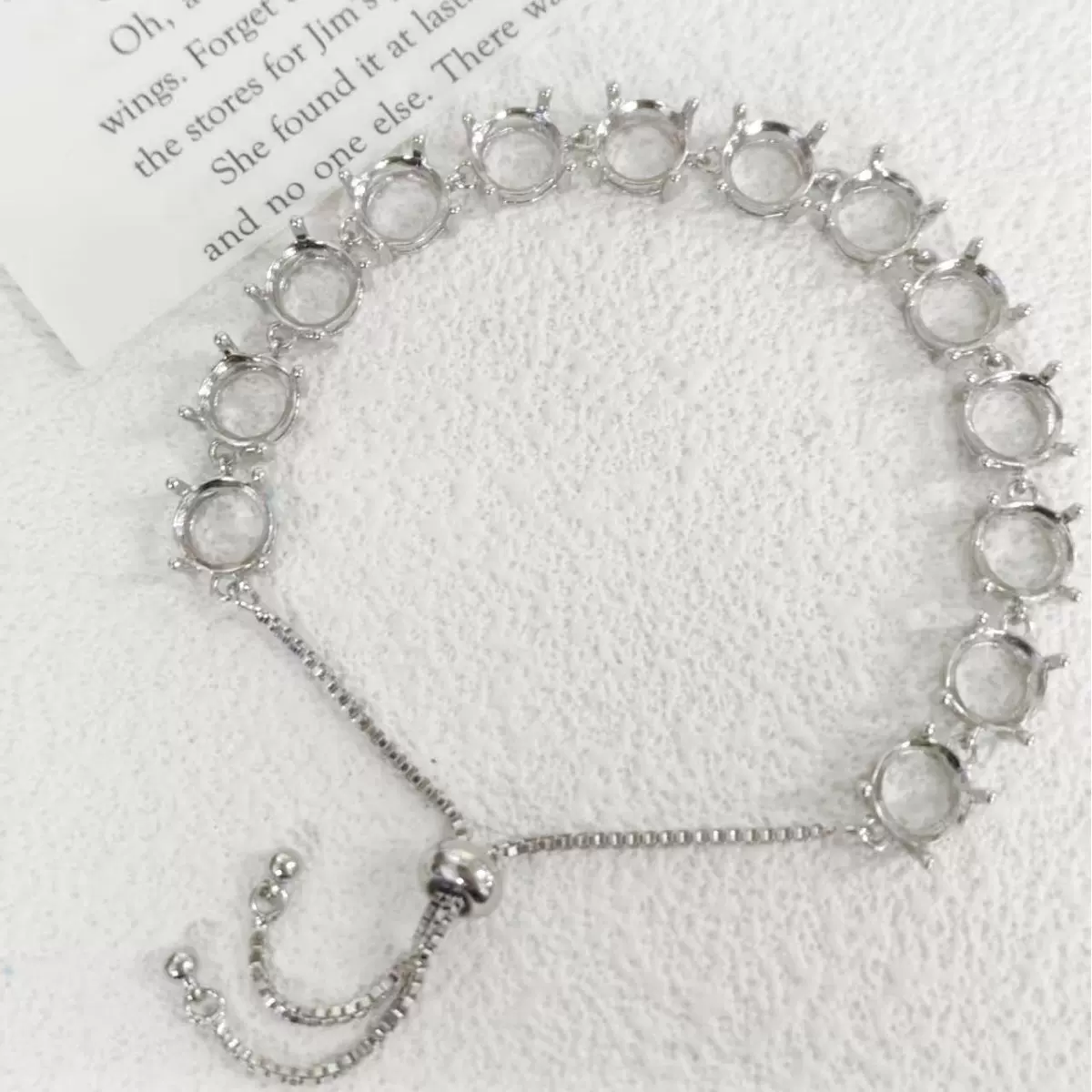 华子空托新款满钻手链个性时尚小众高级感8mm手链空托diy饰品