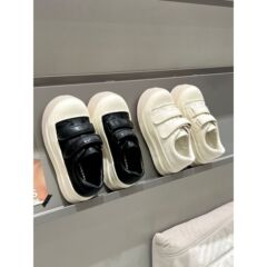 芭慕秀厚底增高魔术贴板鞋女2025新款时尚小个子百搭休闲运动鞋女