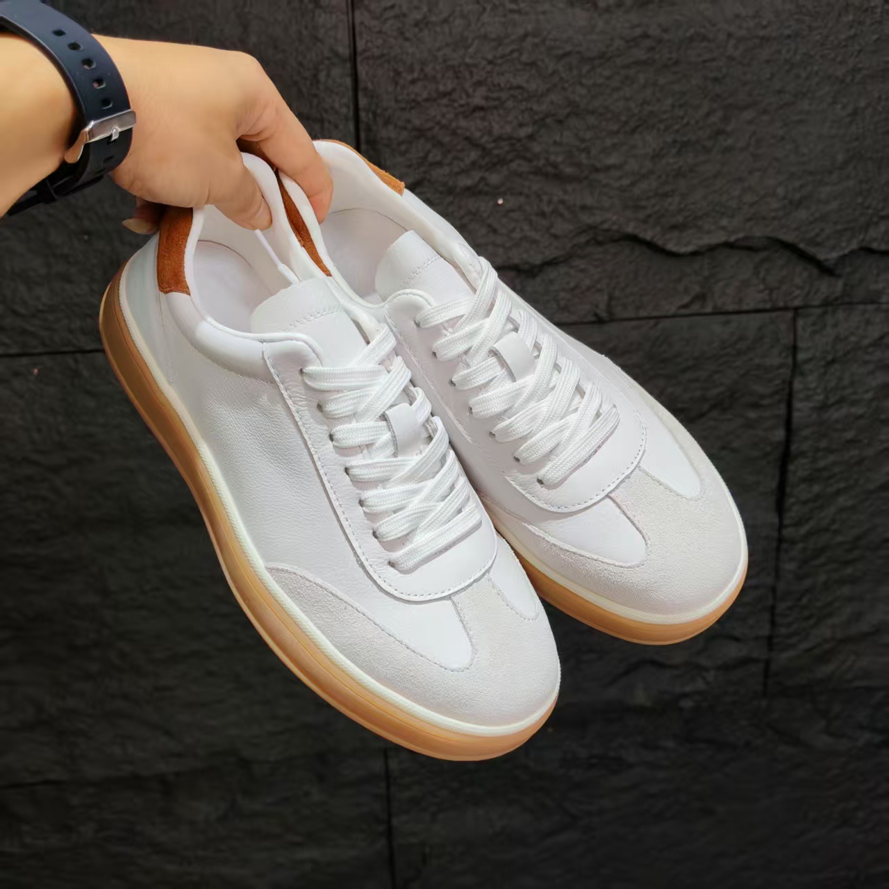 [Cuero de vaca de cabeza] nuevo hombre simple de alta seda de vaca de terciopelo zapatos de entrenamiento de cuero auténtico zapatos deportivos de skate casuales