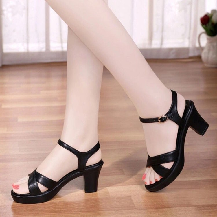 Sandalias con punta abierta para mujer verano nuevo estilo de tacón medio, suela gruesa, cuero suave, cómodo, hebilla de una palabra, plataforma, sandalias madre