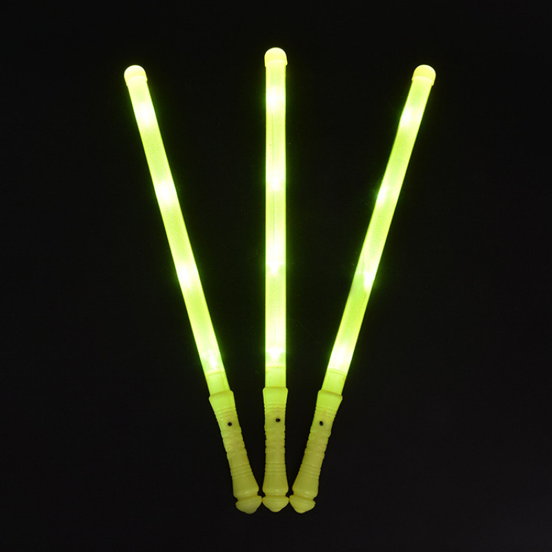 Estrellas de pentacos amarillos palos de apoyo estrella fluorescente palos de concierto accesorios para niños espectáculo brillante toque de pelo bandas