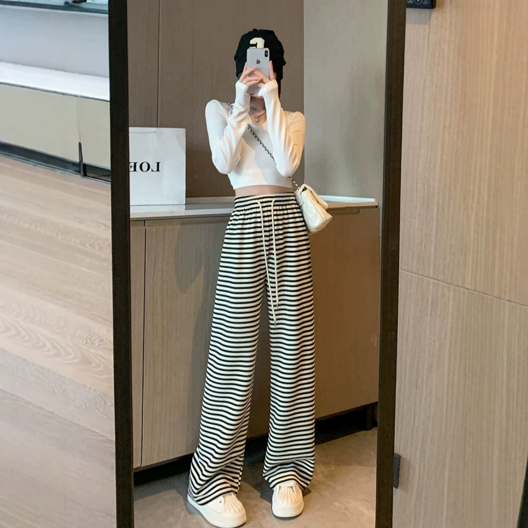 Quần culottes nữ ống rộng cạp cao sọc kẻ dáng suông — Sọc chi tiết 2