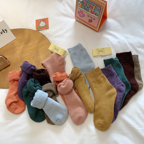 New third generation tutu thickened wool socks for women winter solid color floor terry socks Japanese warm cashmere mid-calf socks