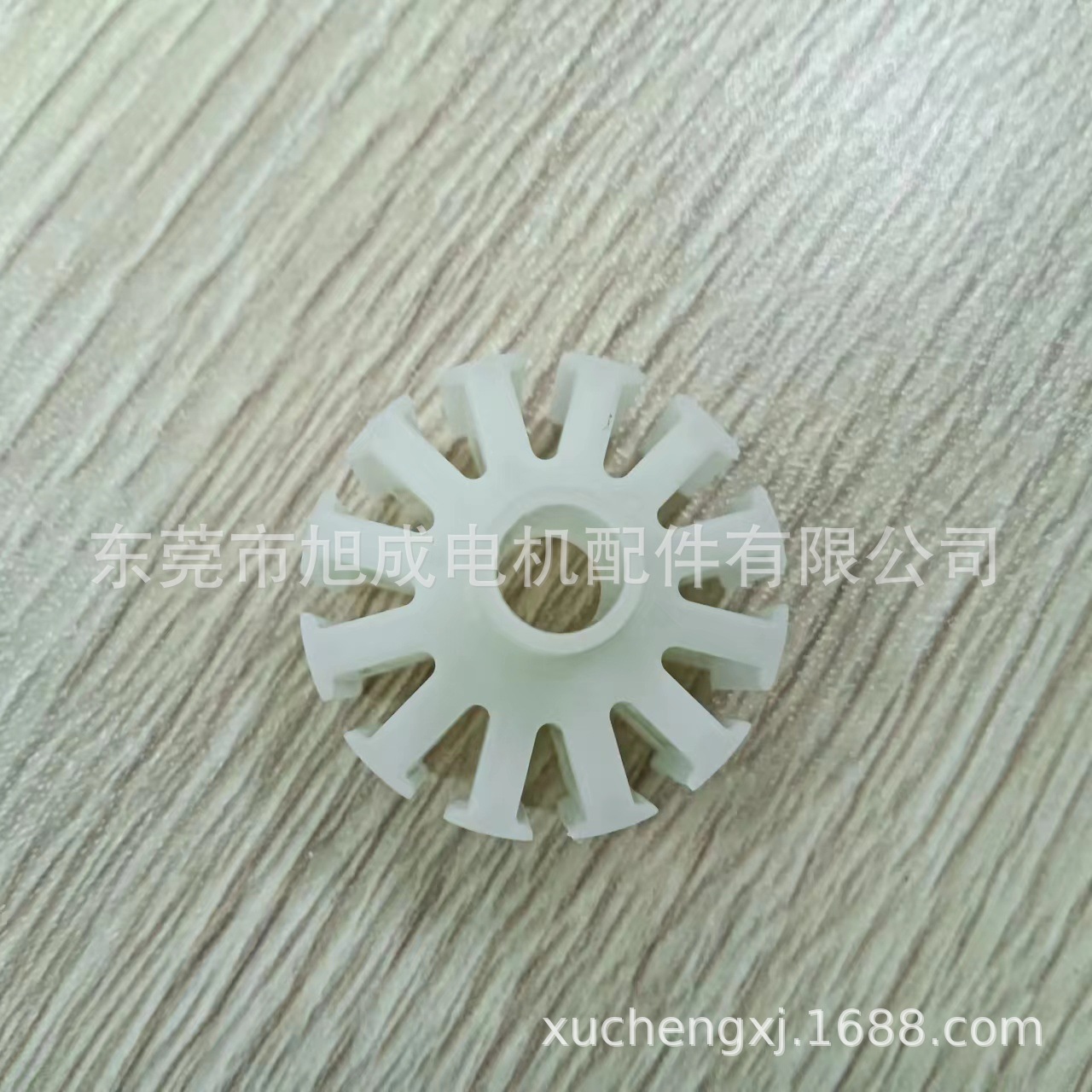 配件厂家大量专业生产销售供应无刷电机马达铁芯配套外绕线架