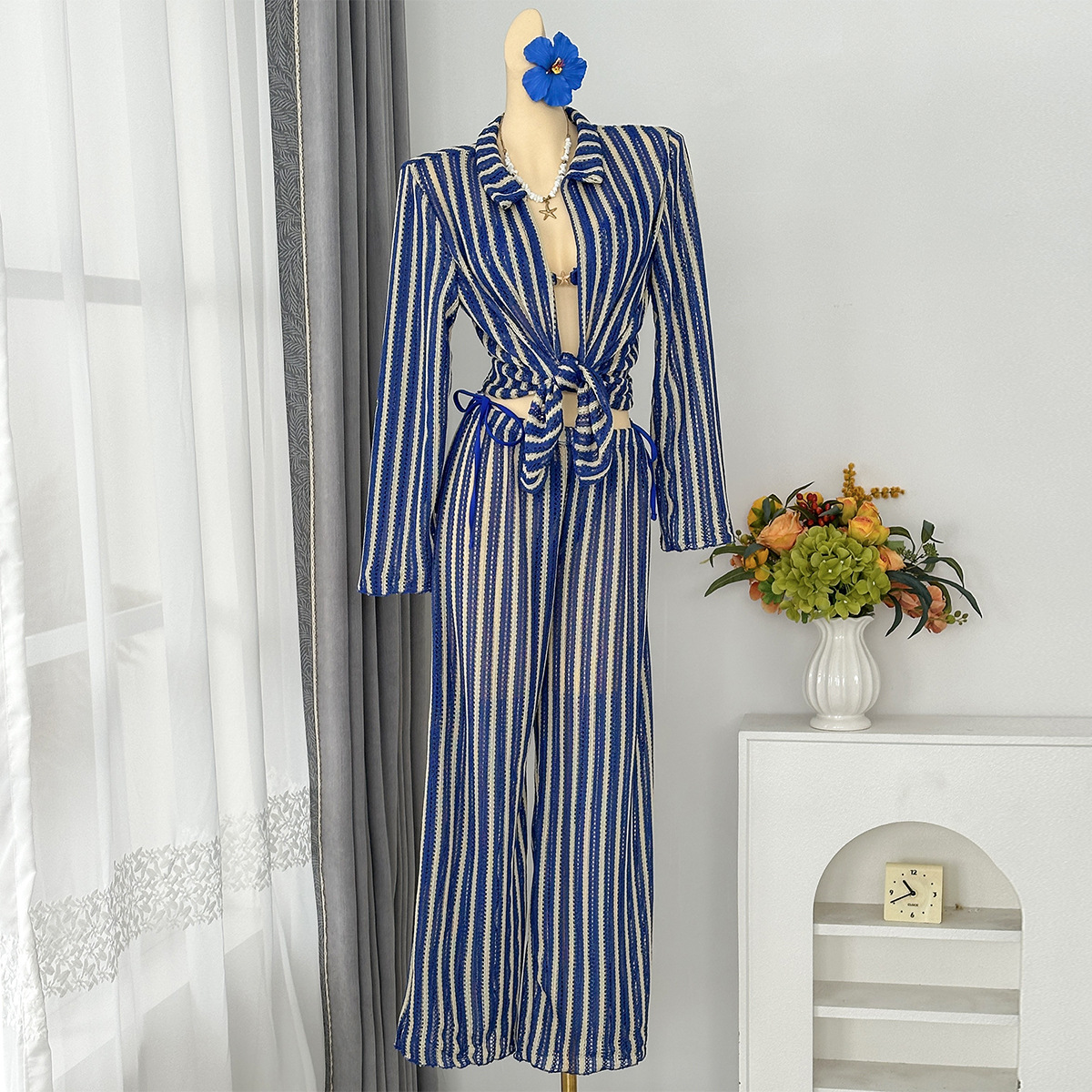 Gestreiftes Bikini-Set für Damen, 4-teilig, aus speziellem Stoff, Badebekleidung für Damen, Strandurlaub_voghion.com