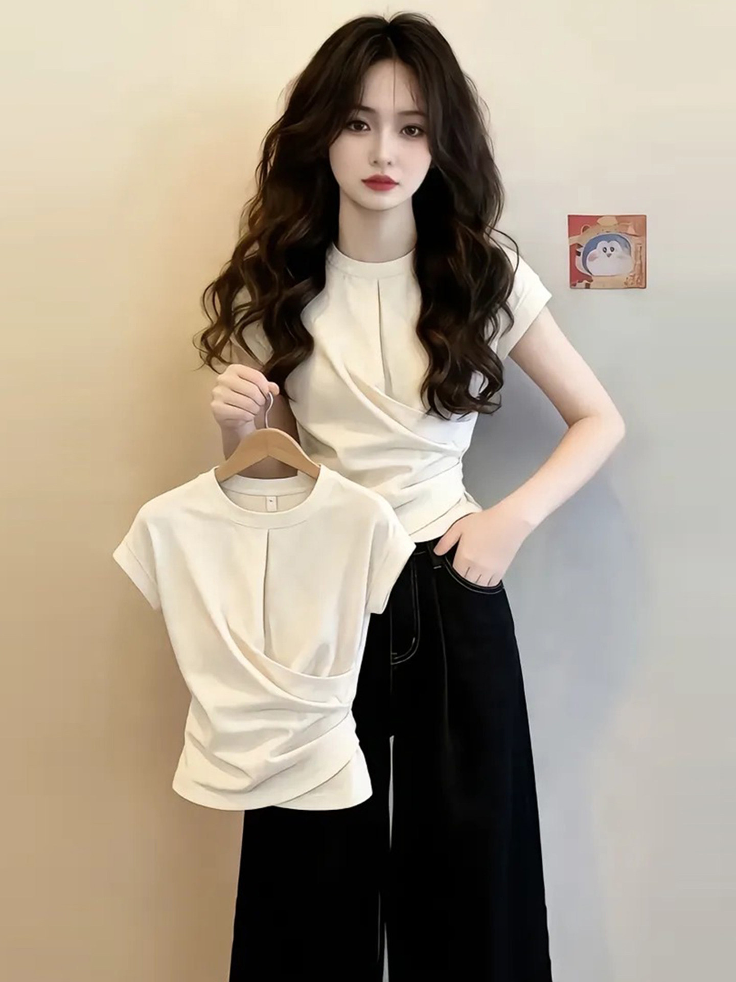 Áo thun nữ cổ tròn tay ngắn thiết kế mới mùa hè — màu trắng ngà