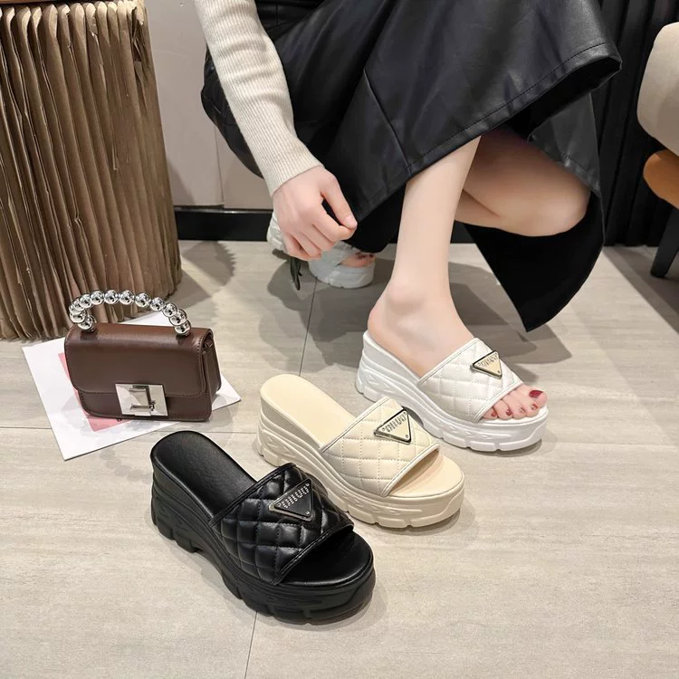Слайды, тапки, универсальная пляжная обувь для отдыха, стиль Chanel