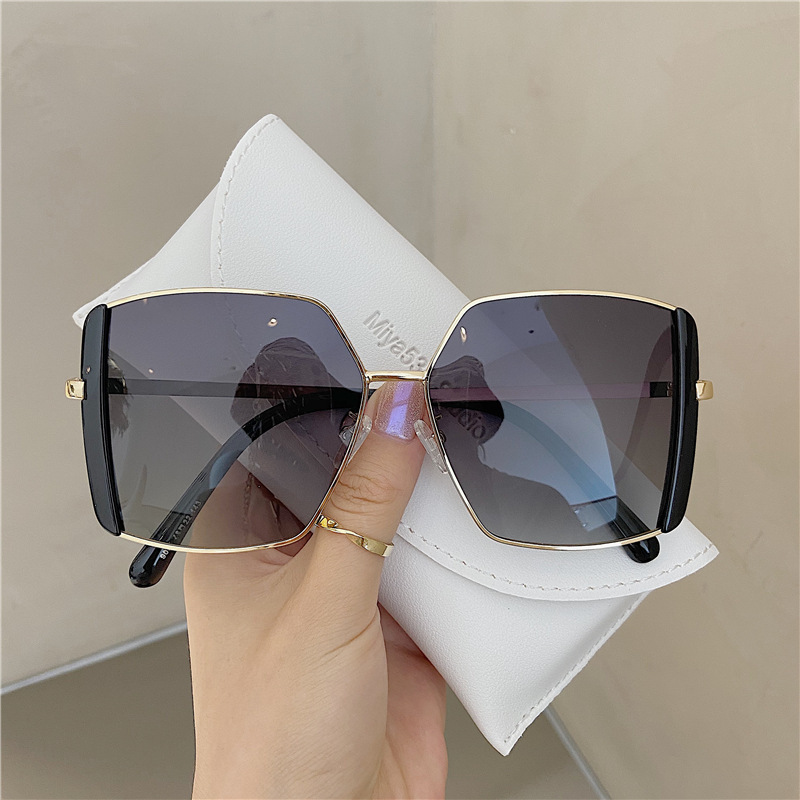 New high quality fashion sunglasses Women's sunglasses advanced sense of color without borders exquisite large frame sunglasses