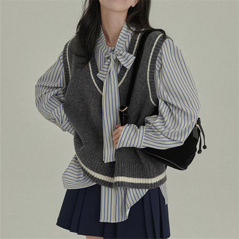 24 Dongpuyuan nuevo estilo de estilo universitario chaleco de punto suelto de primavera y otoño para mujeres collar en V