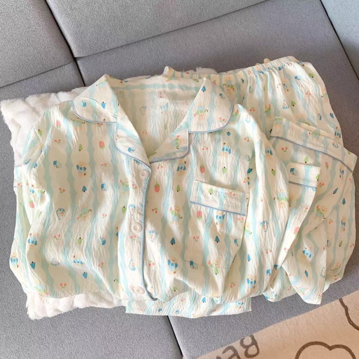 KT gato pijama de dibujos animados de primavera y verano nubes de algodón pantalones de manga larga dos piezas estudiantes textura encantadora ropa doméstica de niña