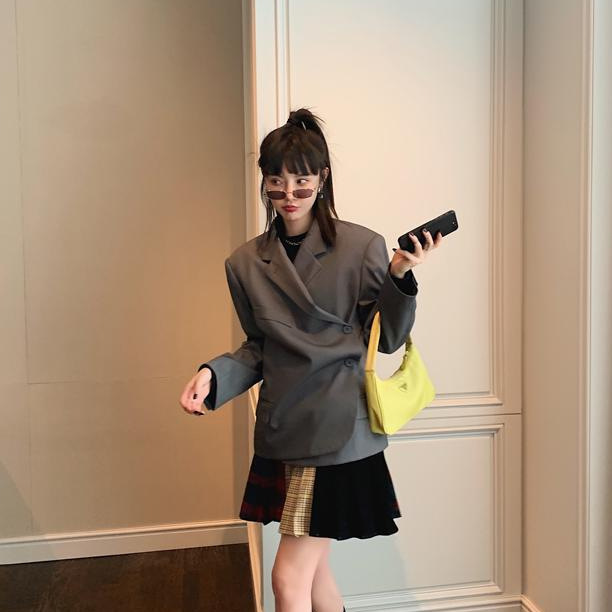 [in stock] MONA Suit Jacket Women's Design Sense Niche Spring and Autumn British Loose Internet Red Casual Suit