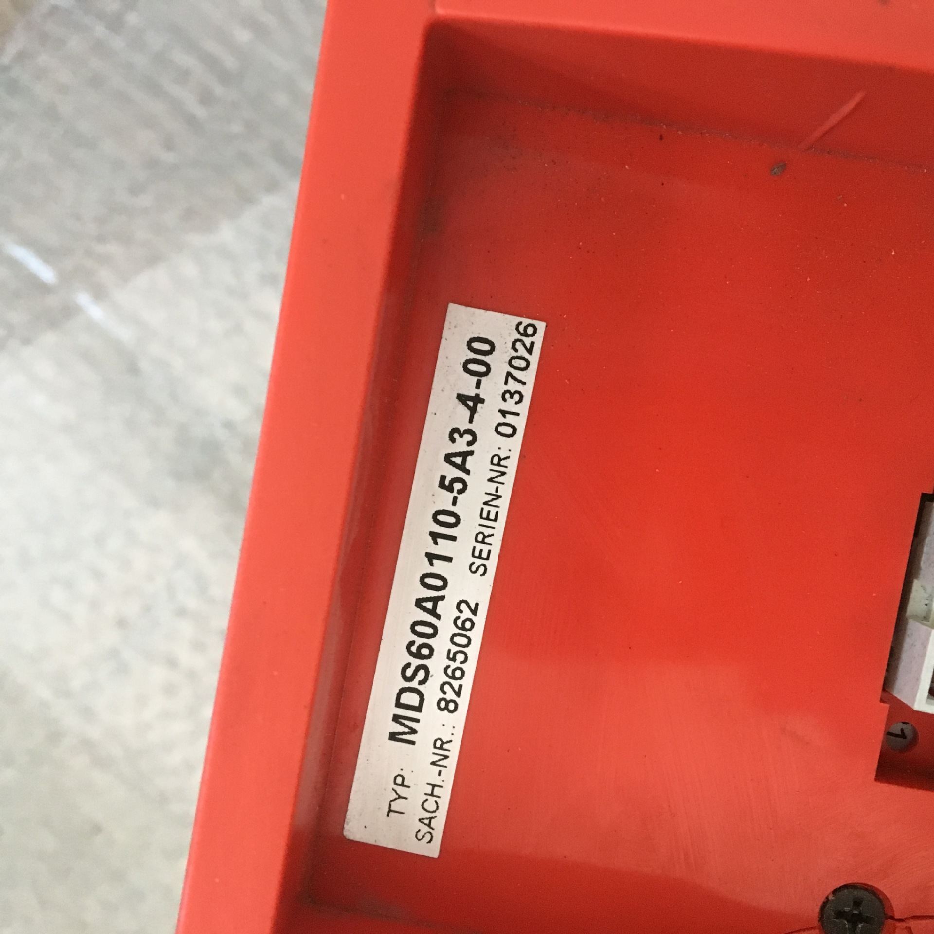 SEW MDS60A0110-5A3-4-00变频器 议价销售