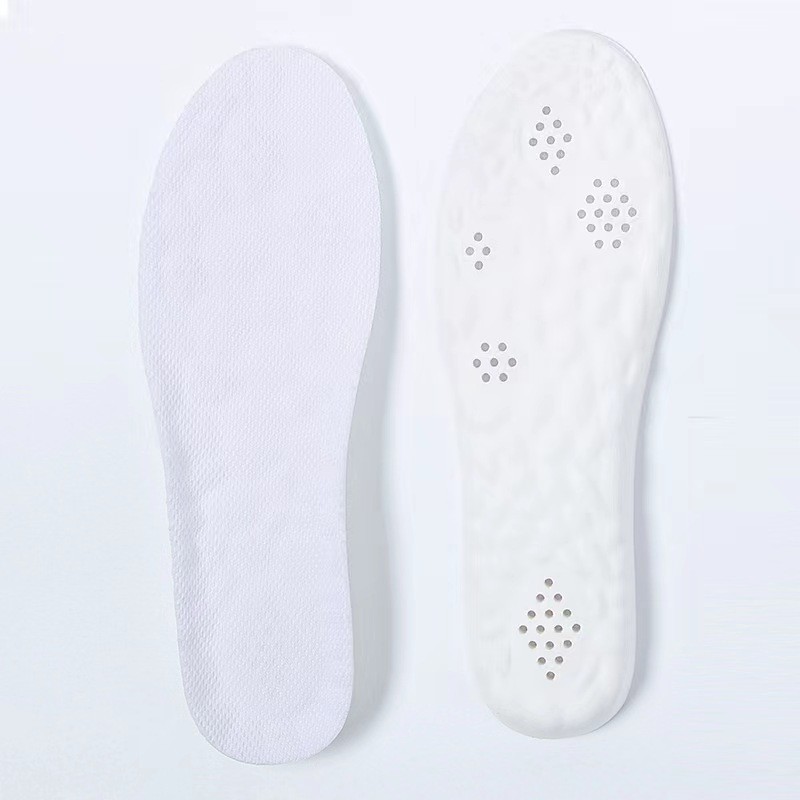 Huellas de pie de alta calidad, zapatos deportivos de sensación de mierda, comercio electrónico, una distribución de amortiguación, hombres y mujeres transpirables y transpirables para correr.