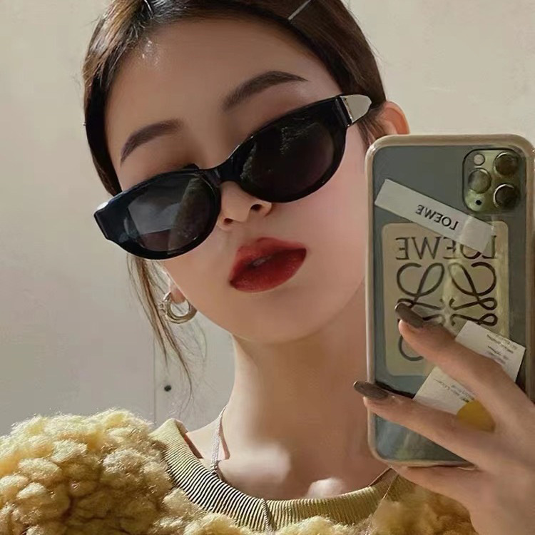 Nuevas gafas de sol retrógradas con ojos de gato femeninas coreanas de alto nivel con la misma tendencia callejera anti-UV gafas de sol para hombres