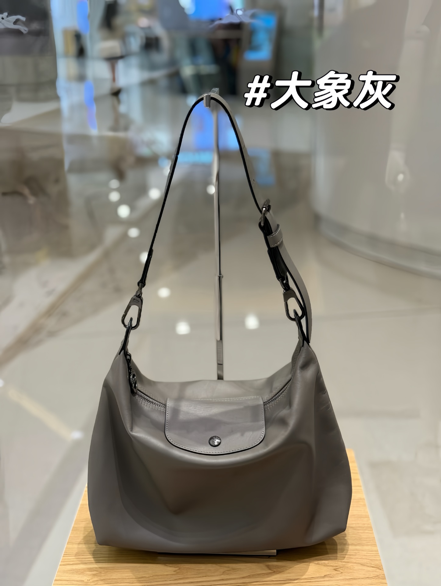 Longjia New Hobo Cowhide Underarm Bag For Women Large Capacity Commuter Tote Soft Leather Handbag Shoulder Crossbody Bag - Thumbnail 7