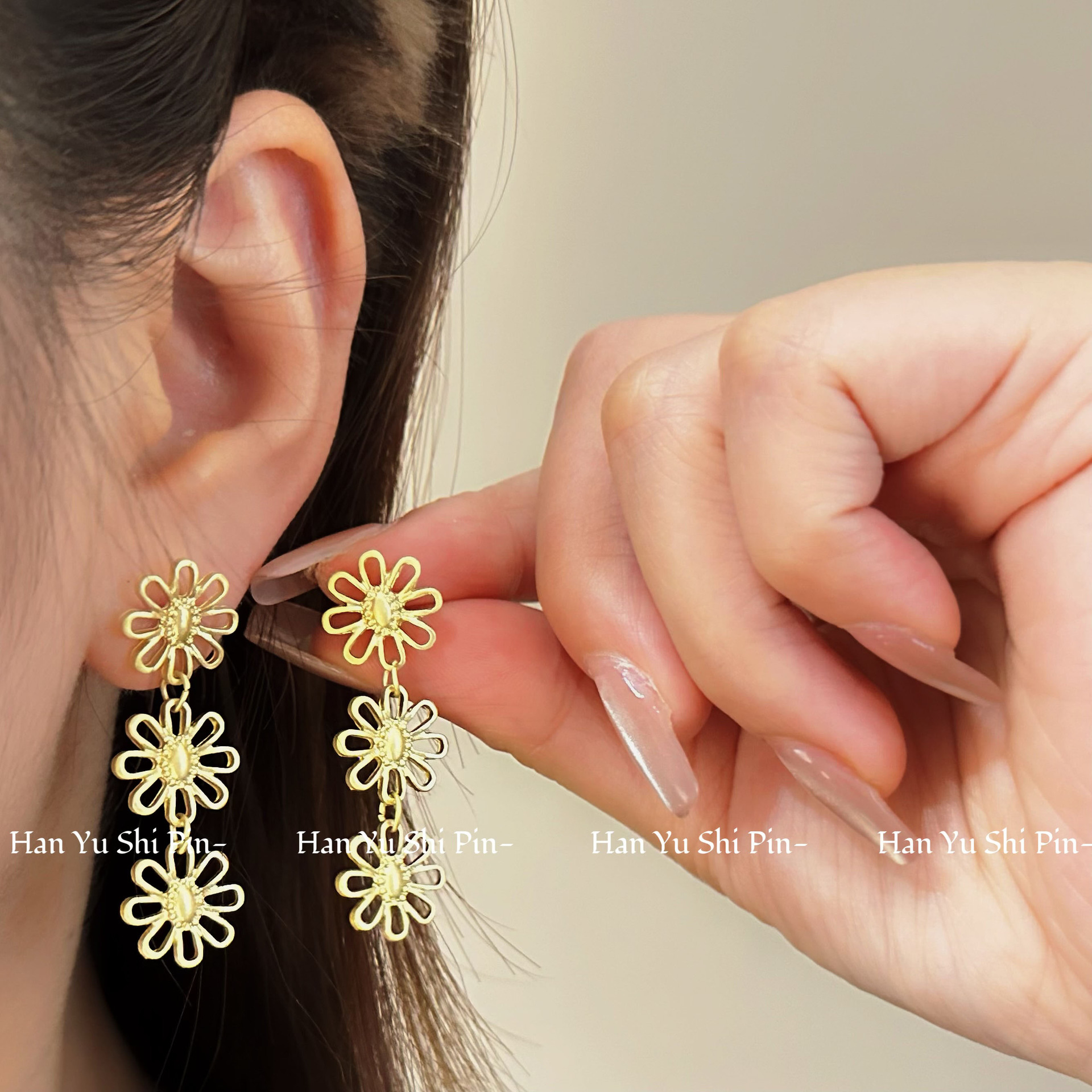 Matte golden fashionable cute elegant earrings