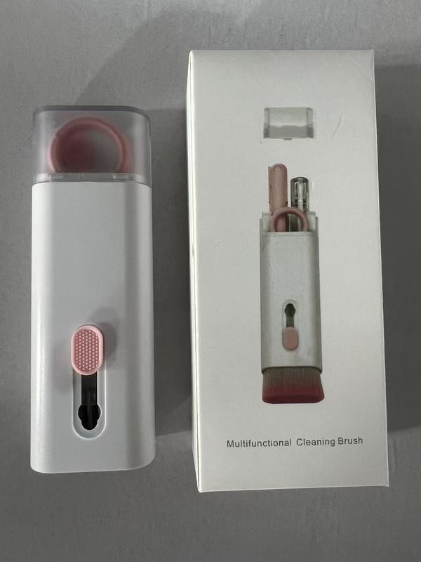 クロスボーダーのイヤホンは携帯電話のスクリーンをきれいにします。|undefined