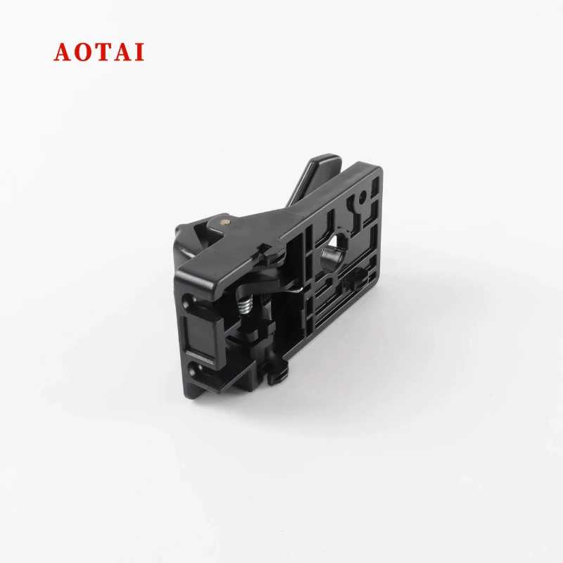 82610-2E000 is suitable for Hyundai Tucson 2006-2013 inner handle inner handle 82620-2E000