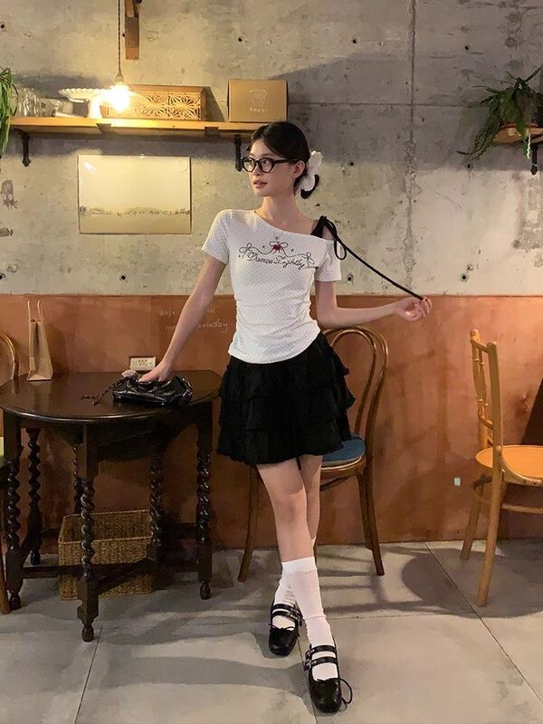 韩系别致白色波点烫钻斜肩短袖t恤女夏季修身露肩绑带蝴蝶结上衣|undefined