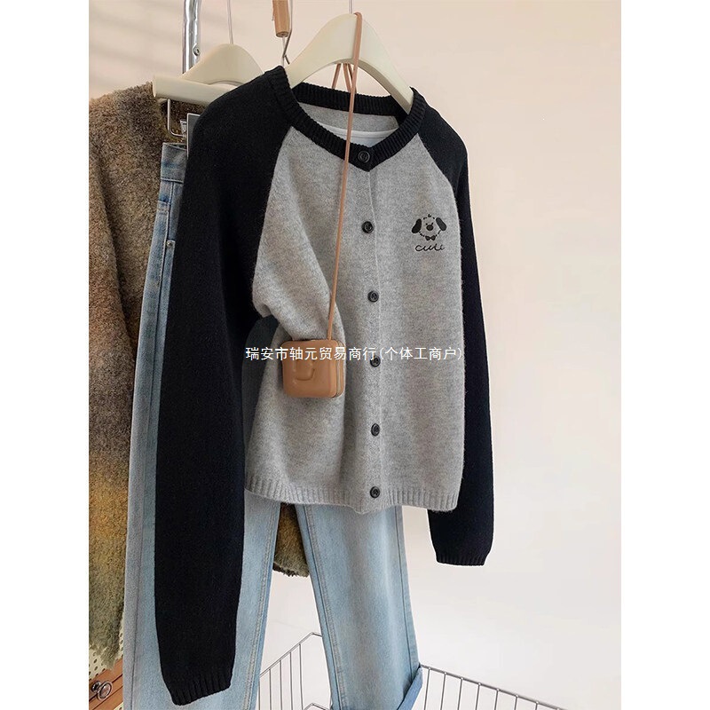 2026 Autumn/Winter New Women's Round Neck Pullover Mickey Embroidered Sweater Loose Knit Base Top Knitwear 2026 Autumn/Winter New Women's Round Neck Pullover Mickey Embroidered Sweater Loose Knit Base Top Knitwear