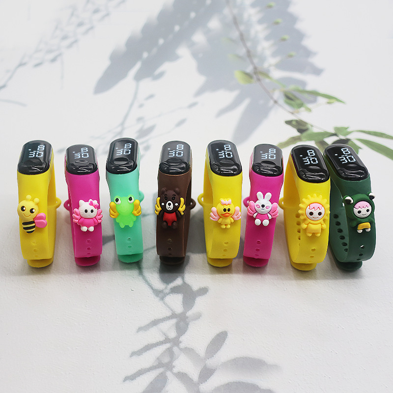 Nuevo reloj de muñeca de dibujos animados M3LED creativo tabla de regalo para niños estudiantes natación reloj impermeable sólo para ver el tiempo