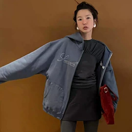 时尚休闲套装;毛衣;女式T恤