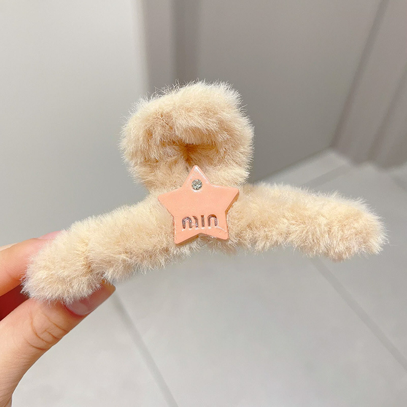 2026秋冬ミンクファー毛皮ヘアクリップ、高級感のある後頭部用大型シャーククリップ、ハート型キラキラ輝くダイヤモンド付き毛皮ヘアクリップ