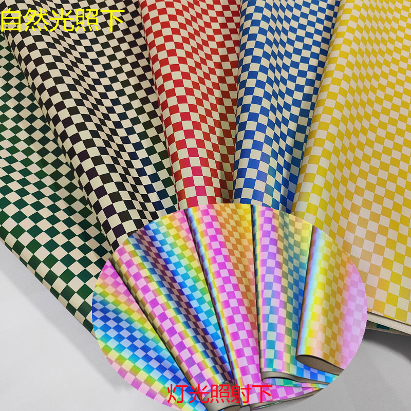 新款炫彩反光料格子印花七彩反光革箱包小方块幻彩镭射仿棉绒面料