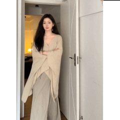 秋季新款清冷氛围感针织蝙蝠袖上衣内搭气质连衣裙套装女
