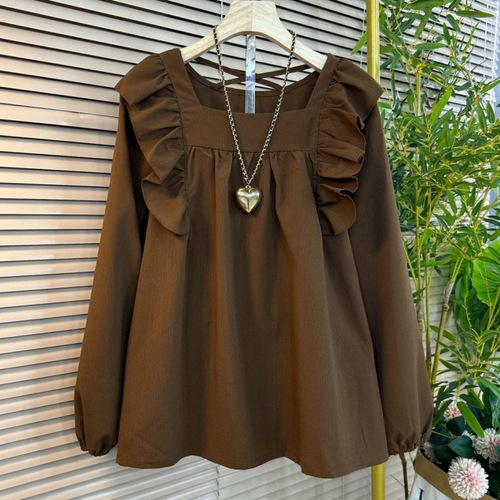 Premium plus-size European early autumn women's fashion top in coffee color with lace details, featuring a design sense.