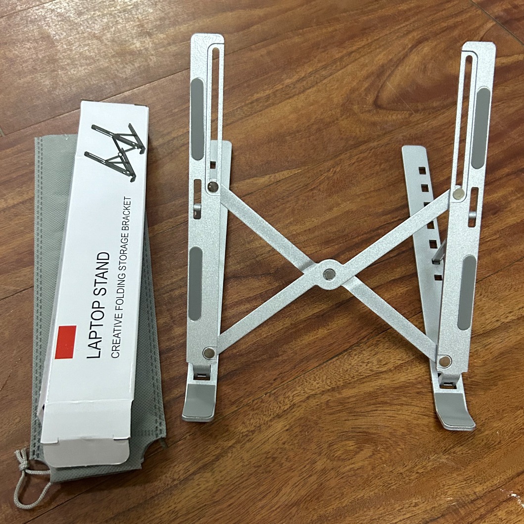 Ventas directas de aleación de aluminio portátil soporte de 18 pulgadas de silicona completa tenedor único escritorio aumento de la altura disipación de calor de almacenamiento plegable