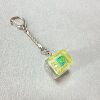 Single button transparent shell-yellow transparent cap + snake bone chain