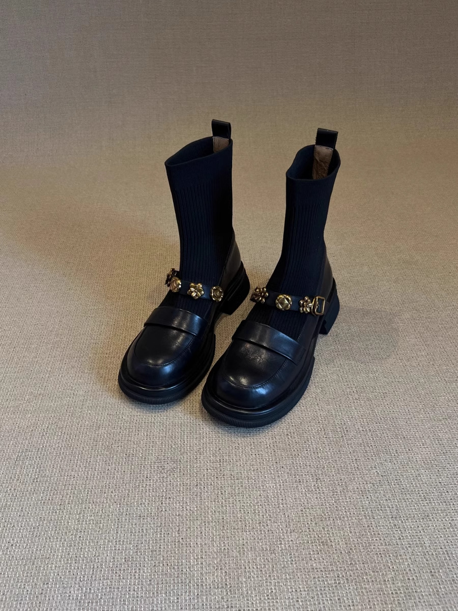 Stivaletti in maglia elasticizzata con tacco grosso – Stivaletti retrò da infilare con cinturino con fibbia e plateau spesso per donna_voghion.com