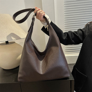 Foreign Trade Women's Bag 2024 New All-match Dumpling Bag Fashion Trend Shoulder Bag Large Capacity Commuter Crossbody Bag