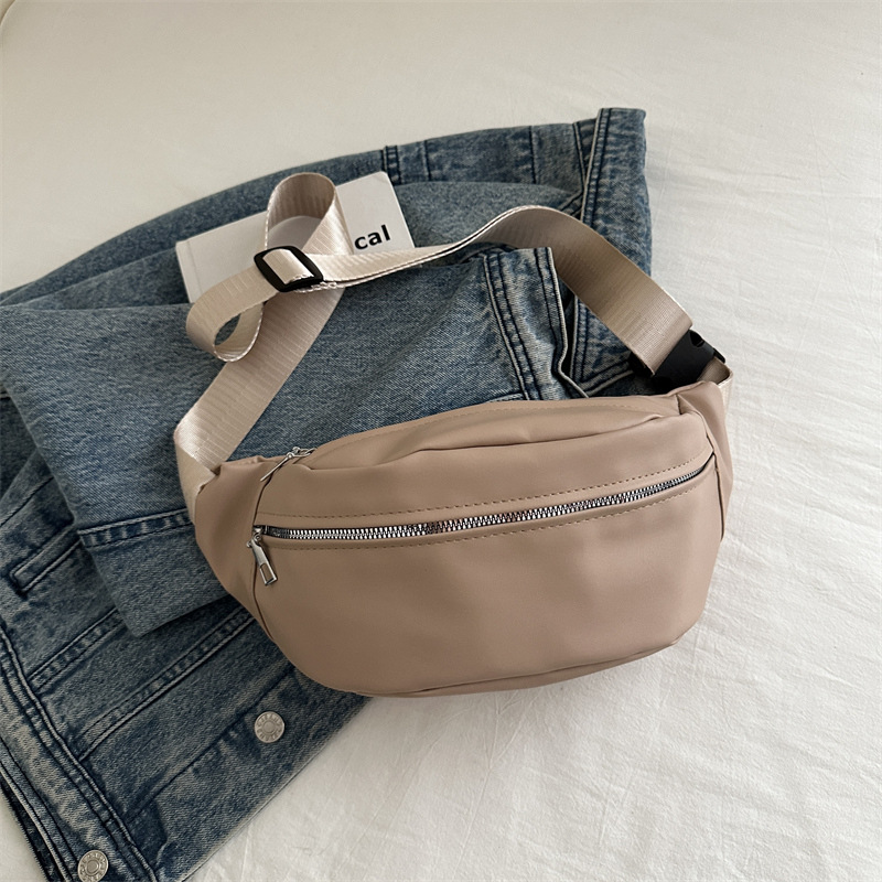 Bolso de pecho de moda de este año 2024 invierno nuevo estilo salvaje ins marca de moda ins bolso de mensajero de un solo hombro bolso de pecho deportivo