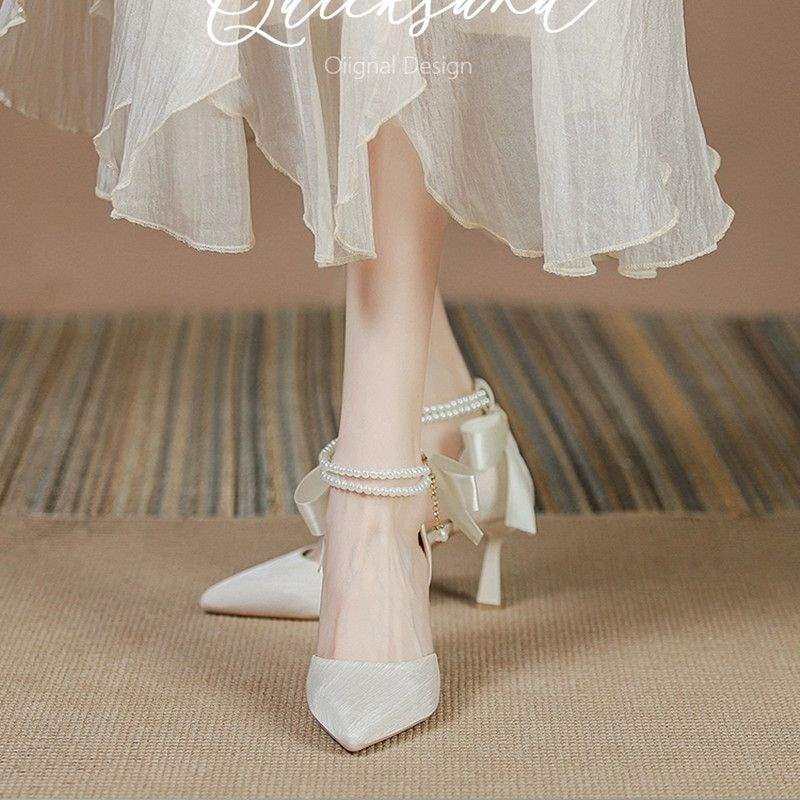 Fairy-Style Chunky Heel Sandals for Women, Summer 2025 New Model, Gentle Style, Suitable for Pairing with Dresses, High Heels, Hollow Design, Single Strap, Bridesmaid Shoes