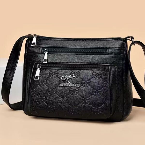 Capacious polyurethane one-shoulder bag