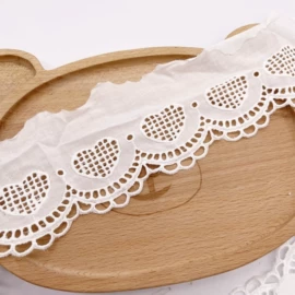 花边;绣花布;布贴