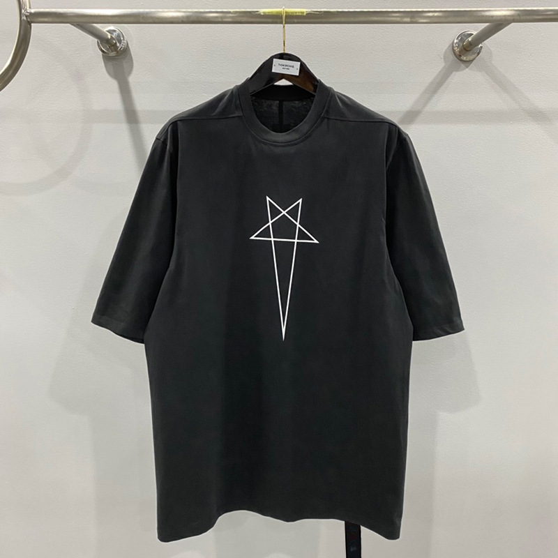 Camiseta de Manga Corta de Algodón, Estampado Digital y Corte Holgado | Diseño Antirrugas