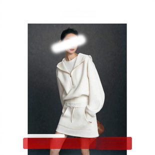 �����¿��\�ӾW�򴩴��Bñ�l�°�ɫ���e�󶵴���ȹ���b