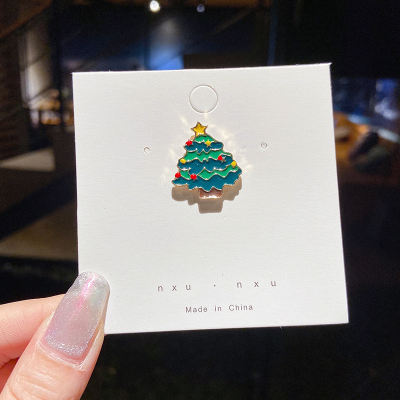 Inswind broche de dibujos animados japoneses accesorios femeninos adorables pin insignia personalidad simple anti-drift pin