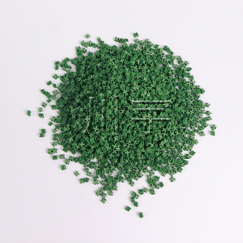 批发充草颗粒TPE绿色草坪橡胶颗粒学校足球草坪填充环保胶粒厂家