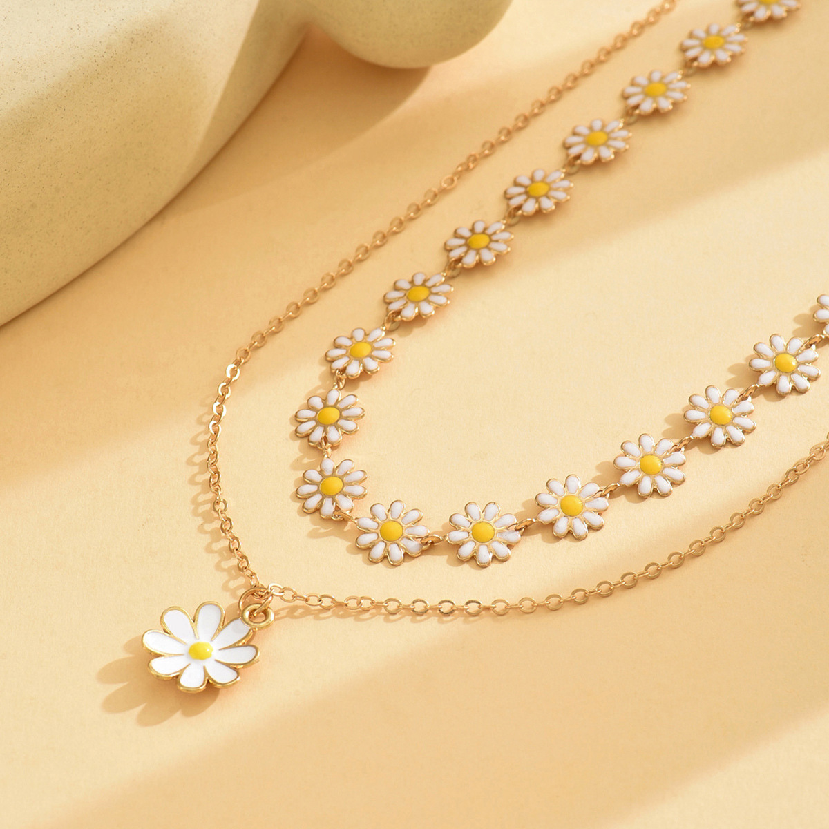 Pulsera de flores esmaltadas oversized para mujer joya boho_voghion.com