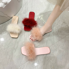 2025 春と夏の新しい結婚式のブライズメイドフェザースリッパ女性のための新婚サテンレッドスリッパ花嫁ドレッシングガウンマッチング靴