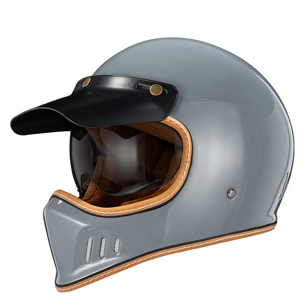 시멘트 회색 차