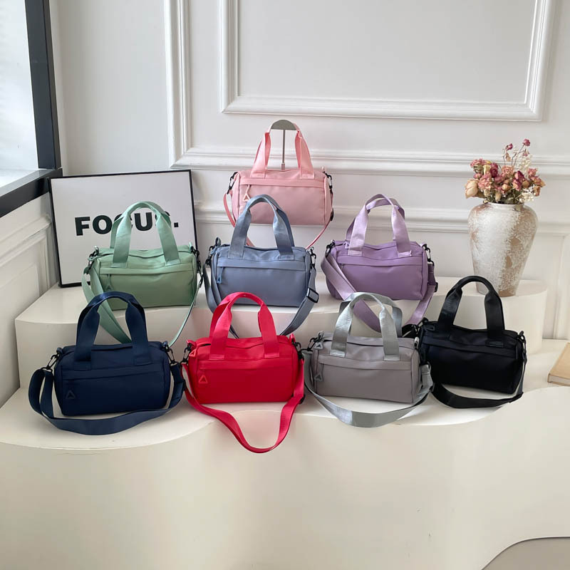 Summer new multi-purpose women's small bag, shoulder and crossbody handbag, large-capacity casual nylon zippered bag Summer new multi-purpose women's small bag, shoulder and crossbody handbag, large-capacity casual nylon zippered bag
